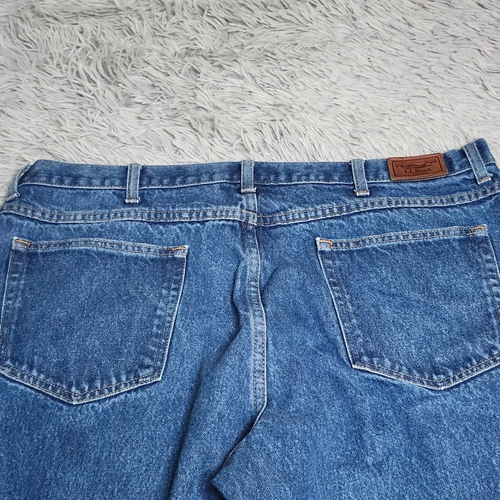 LL Bean Jeans Mens Size 40x32 Blue Cotton Relaxed Fit Denim Workwear Heavy L.L.